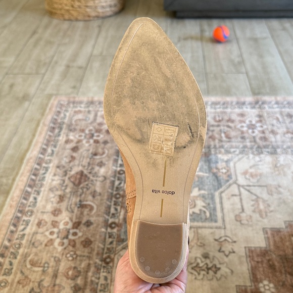 DOLCE VITA TAN WESTERN BOOTS - Picture 3 of 5